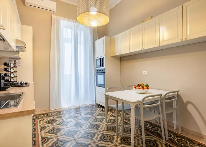 100mq Maison Paradise - Central&elegant